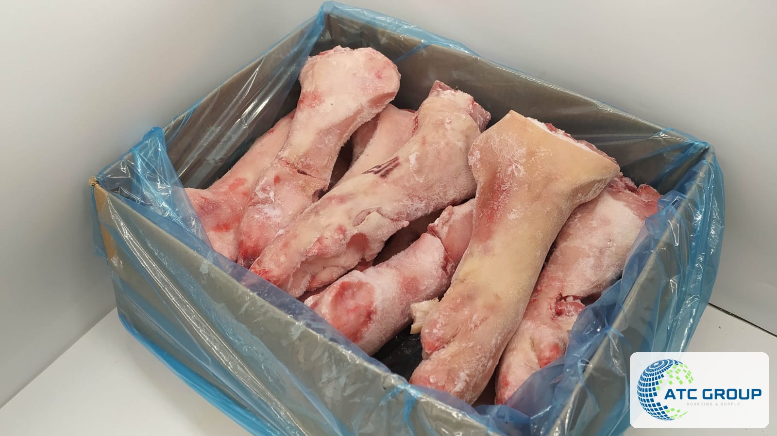 Frozen pork hind feet – product view