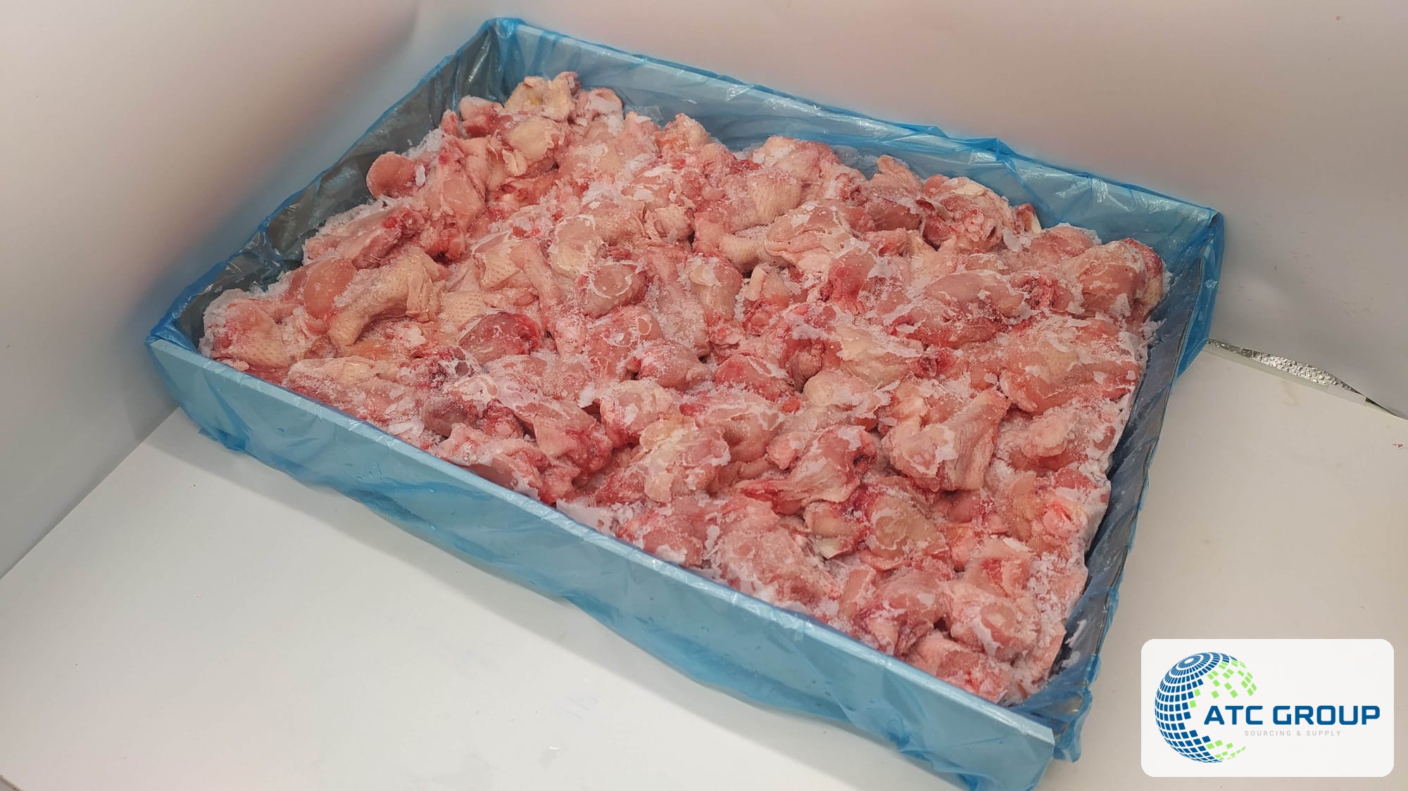 Frozen chicken miscut wings – product view